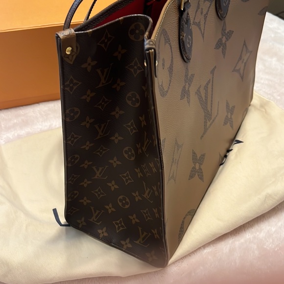 * SoLD*Louis Vuitton On the Go bag - Picture 4 of 13